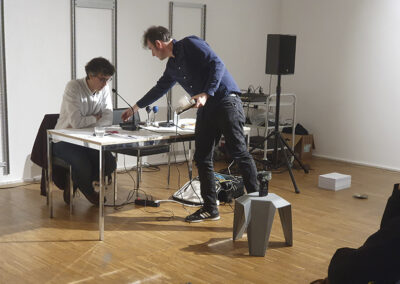 Mathias_Müller+Sebastian Six "Die Bühnen wächst", Live-Hörspiel zu "Neu in der Maerz" am 20.3.2024